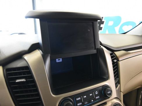 Used 2019 GMC Yukon XL Denali w/ Denali Ultimate Package image 30