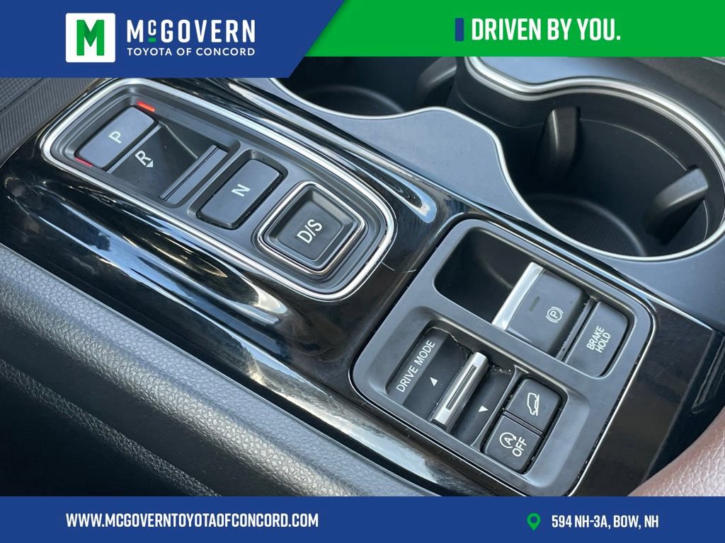 Used 2025 Honda Pilot Elite image 25