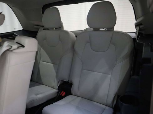 Used 2025 Volvo XC90 T8 Plus w/ Protection Package Premier AWD/4WD image 15
