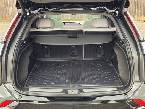 New 2026 Cadillac Optiq Sport 2 image 9