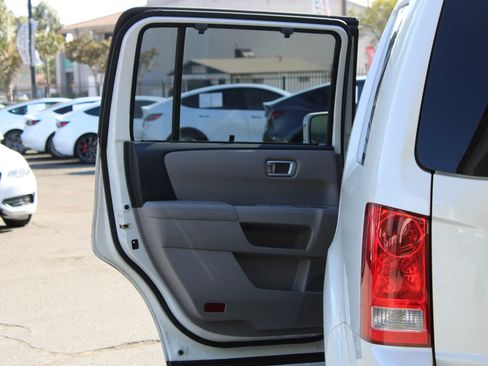 Used 2015 Honda Pilot Touring image 15