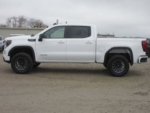 New 2026 GMC Sierra 1500 Elevation image 9