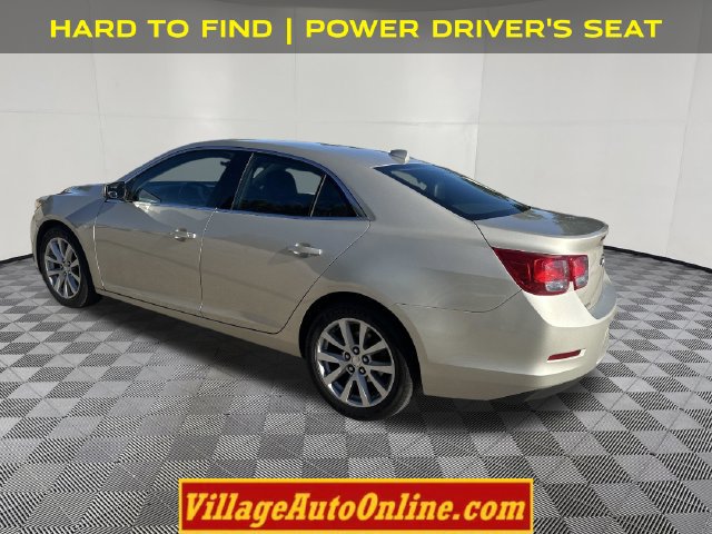 Used 2013 Chevrolet Malibu LT FWD image 2