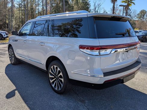 Used 2024 Lincoln Navigator L Reserve image 6