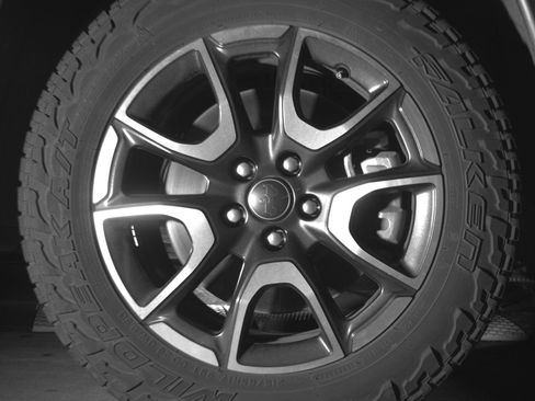 Used 2025 Jeep Compass Trailhawk w/ Trailer Tow Group AWD/4WD image 13