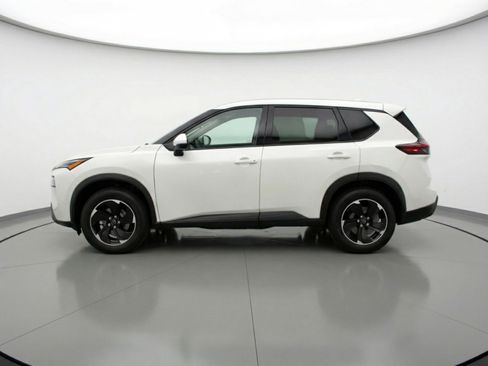 Used 2025 Nissan Rogue SV FWD image 5