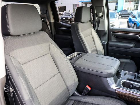 Used 2026 GMC Sierra 1500 Elevation w/ LPO, Elevation Black Package image 18