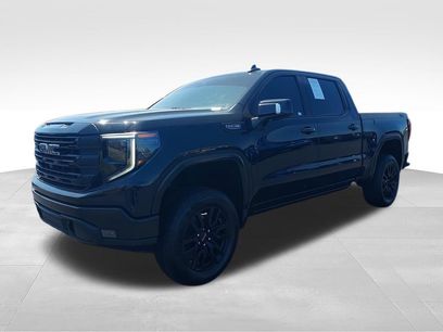 Used 2022 GMC Sierra 1500 Elevation w/ Elevation Premium Package