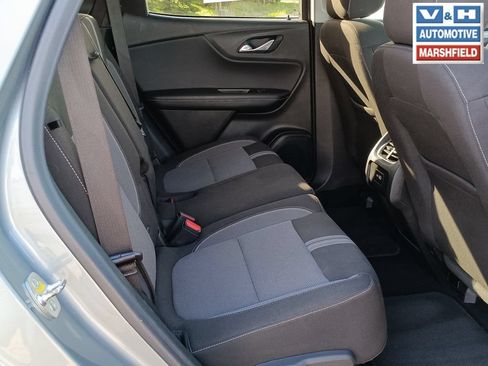 Used 2025 Chevrolet Blazer LT AWD/4WD image 19