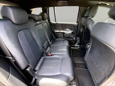 Used 2023 Mercedes-Benz GLB 250 image 20