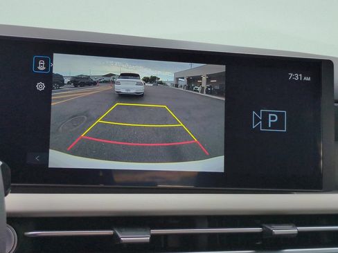 Certified 2025 Hyundai Tucson SEL FWD image 17