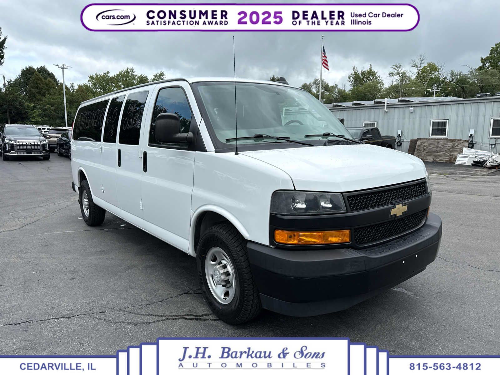 Used 2019 Chevrolet Express 3500 LS RWD image 1