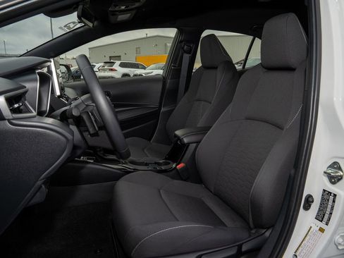 Certified 2025 Toyota Corolla SE image 12