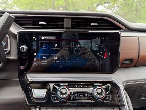 Used 2025 GMC Sierra 2500 Denali Ultimate AWD/4WD image 15