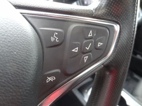 Used 2023 Chevrolet Malibu LT FWD image 17