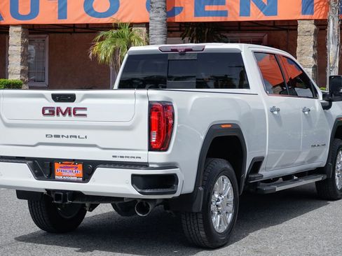 Used 2020 GMC Sierra 3500 Denali w/ Denali Ultimate Package image 10