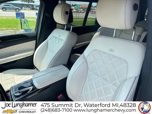Used 2017 Mercedes-Benz GLS 550 4MATIC image 12