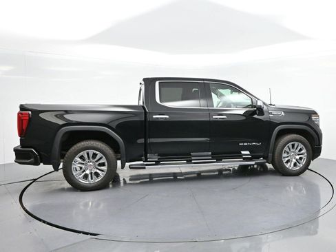Used 2025 GMC Sierra 1500 Denali AWD/4WD image 8