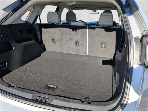 Used 2018 Ford Edge Titanium image 6
