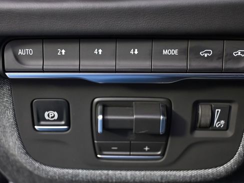 New 2026 Cadillac Escalade ESV Platinum Sport image 25