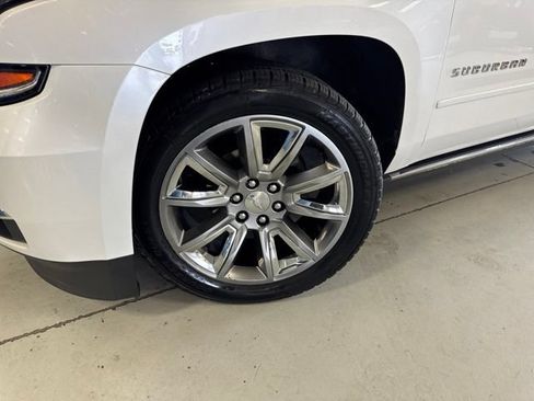 Used 2017 Chevrolet Suburban Premier AWD/4WD image 57
