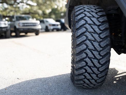 Used 2018 Jeep Wrangler Unlimited Sport S image 8