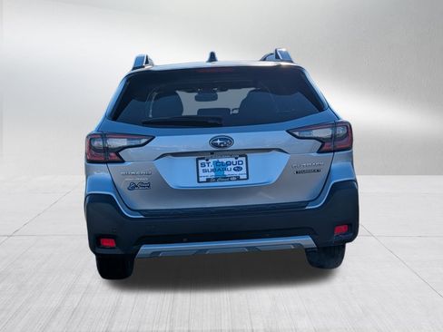 Used 2023 Subaru Outback Touring XT image 6