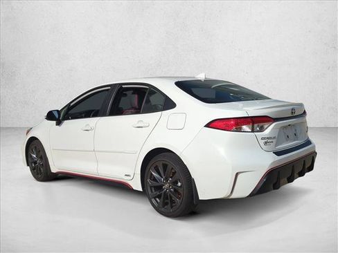 Used 2023 Toyota Corolla SE AWD/4WD image 7