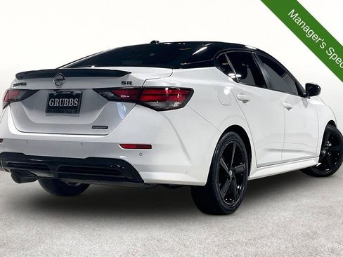 Used 2023 Nissan Sentra SR w/ Midnight Edition Package FWD image 2