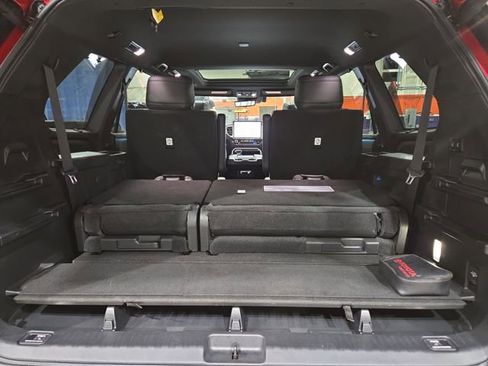 Used 2024 Toyota Sequoia Platinum image 37