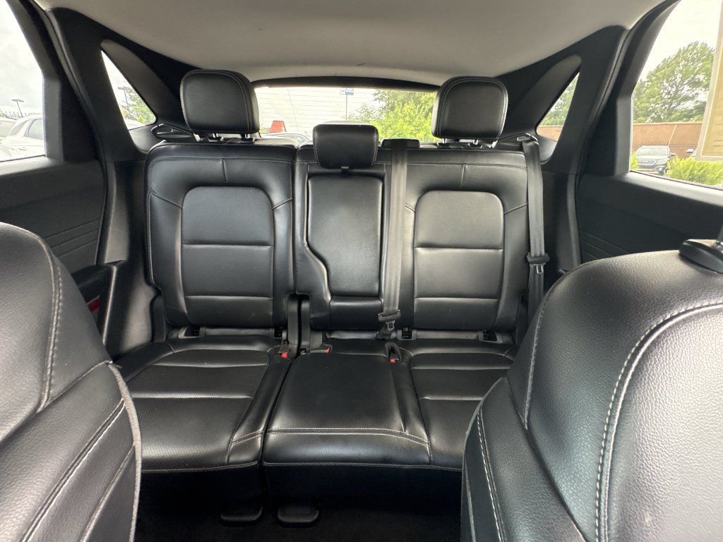 Used 2021 Ford Escape SEL FWD image 13