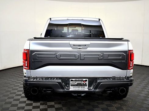 Used 2018 Ford F150 Raptor w/ Equipment Group 802A Luxury image 9