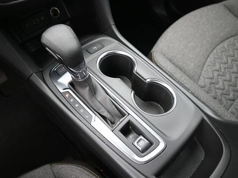 Used 2024 Chevrolet Equinox LT image 36