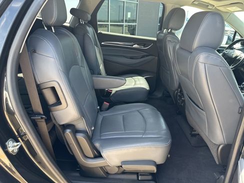 Used 2018 Buick Enclave Essence FWD image 31