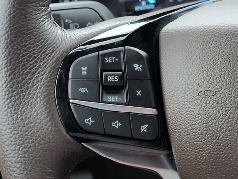 Certified 2023 Ford Explorer King Ranch AWD/4WD image 23