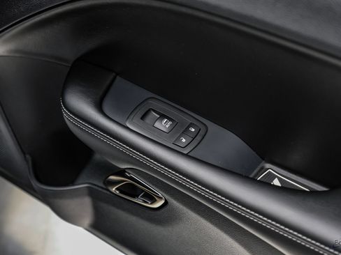 Used 2018 Dodge Challenger SRT Hellcat RWD image 99