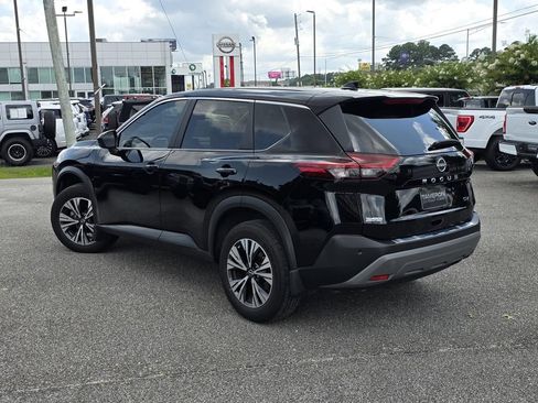 Used 2023 Nissan Rogue SV FWD image 5