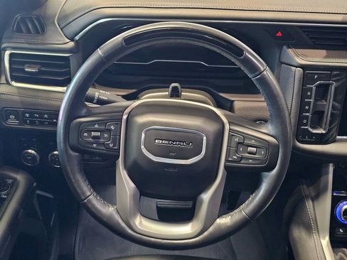 Used 2024 GMC Yukon XL Denali w/ Advanced Technology Package AWD/4WD image 24