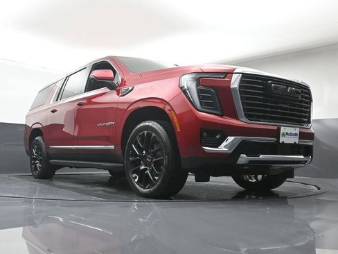 New 2025 GMC Yukon XL Elevation image 25