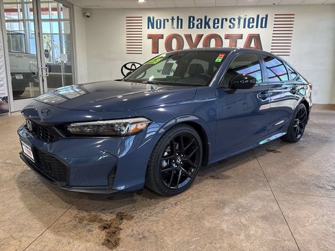 Used 2025 Honda Civic Sport image 1