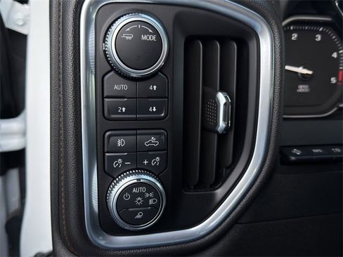 Certified 2022 GMC Sierra 2500 AT4 w/ AT4 Premium Plus Package image 22