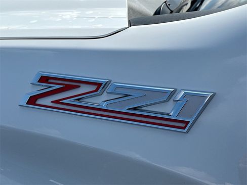 New 2025 Chevrolet Silverado 1500 LT Trail Boss w/ Convenience Package II image 19