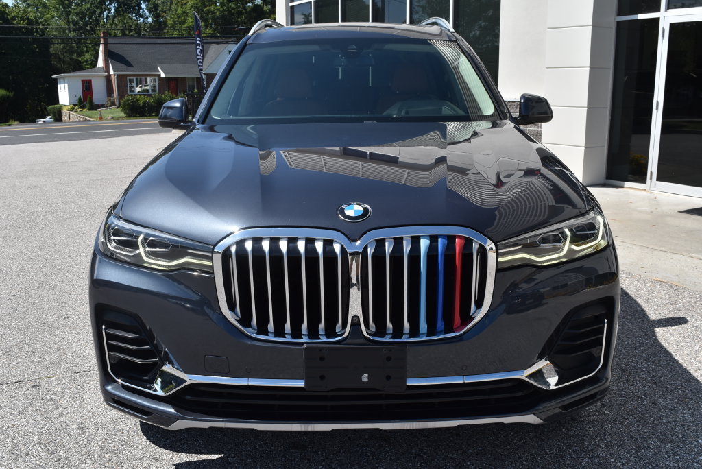 Used 2019 BMW X7 xDrive40i w/ Cold Weather Package AWD/4WD image 3