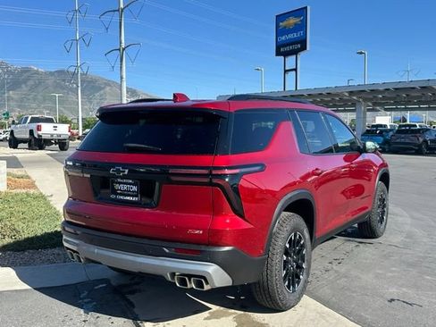 New 2026 Chevrolet Traverse Z71 w/ Enhanced Driving Package AWD/4WD image 22