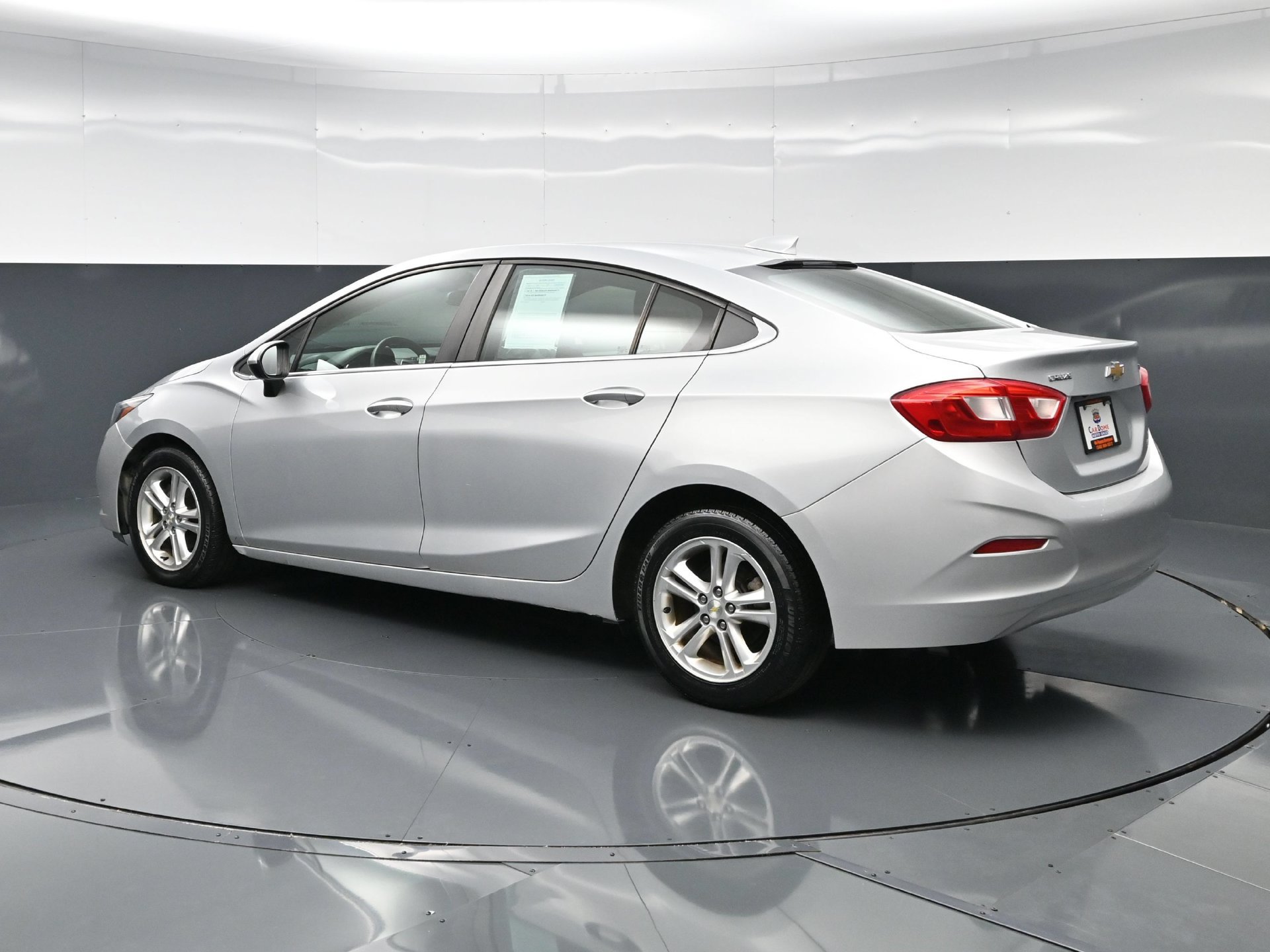 Used 2016 Chevrolet Cruze LT FWD image 6