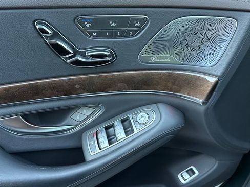 Used 2019 Mercedes-Benz S 560 4MATIC Sedan w/ AMG Line Exterior image 21