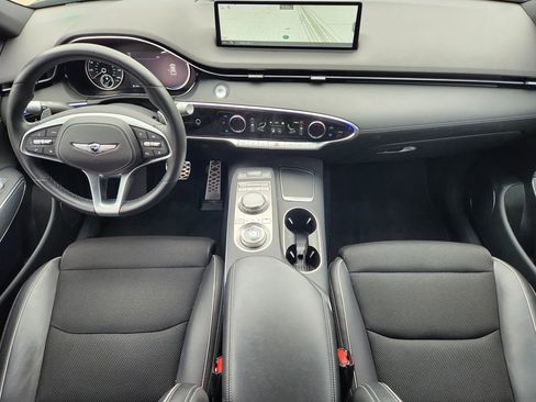Used 2025 Genesis GV70 3.5T Sport image 25