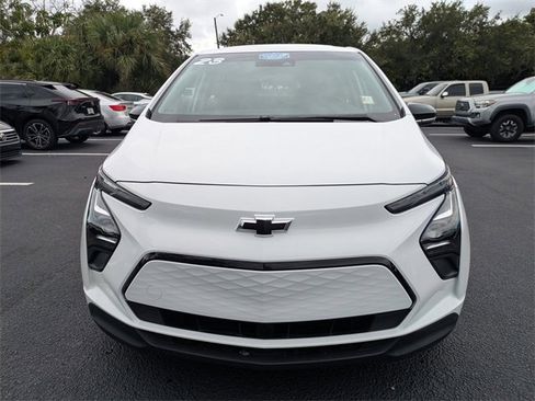 Used 2023 Chevrolet Bolt LT image 9