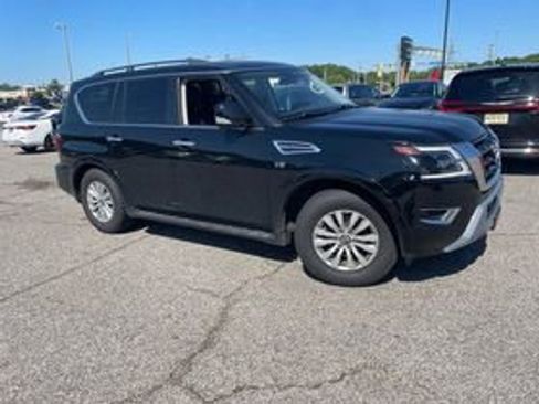 Used 2021 Nissan Armada SV RWD image 3