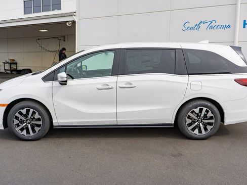 New 2026 Honda Odyssey EX-L image 9